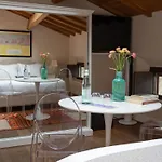 Casa Gugù Bed & Breakfast