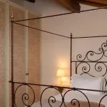Casa Gugù