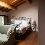 Casa Gugù