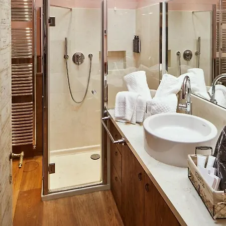 Casa Gugu & Breakfast Bed and Breakfast 4*