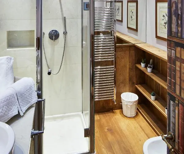 Casa Gugu Bed & Breakfast 3*