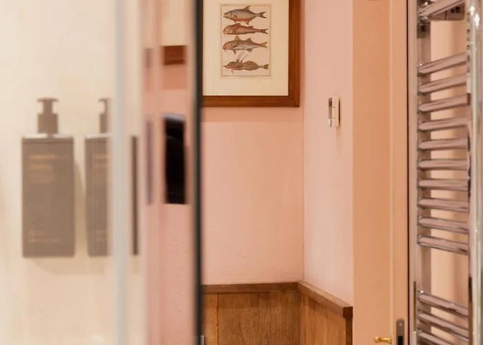 Casa Gugu Bed and Breakfast 3*